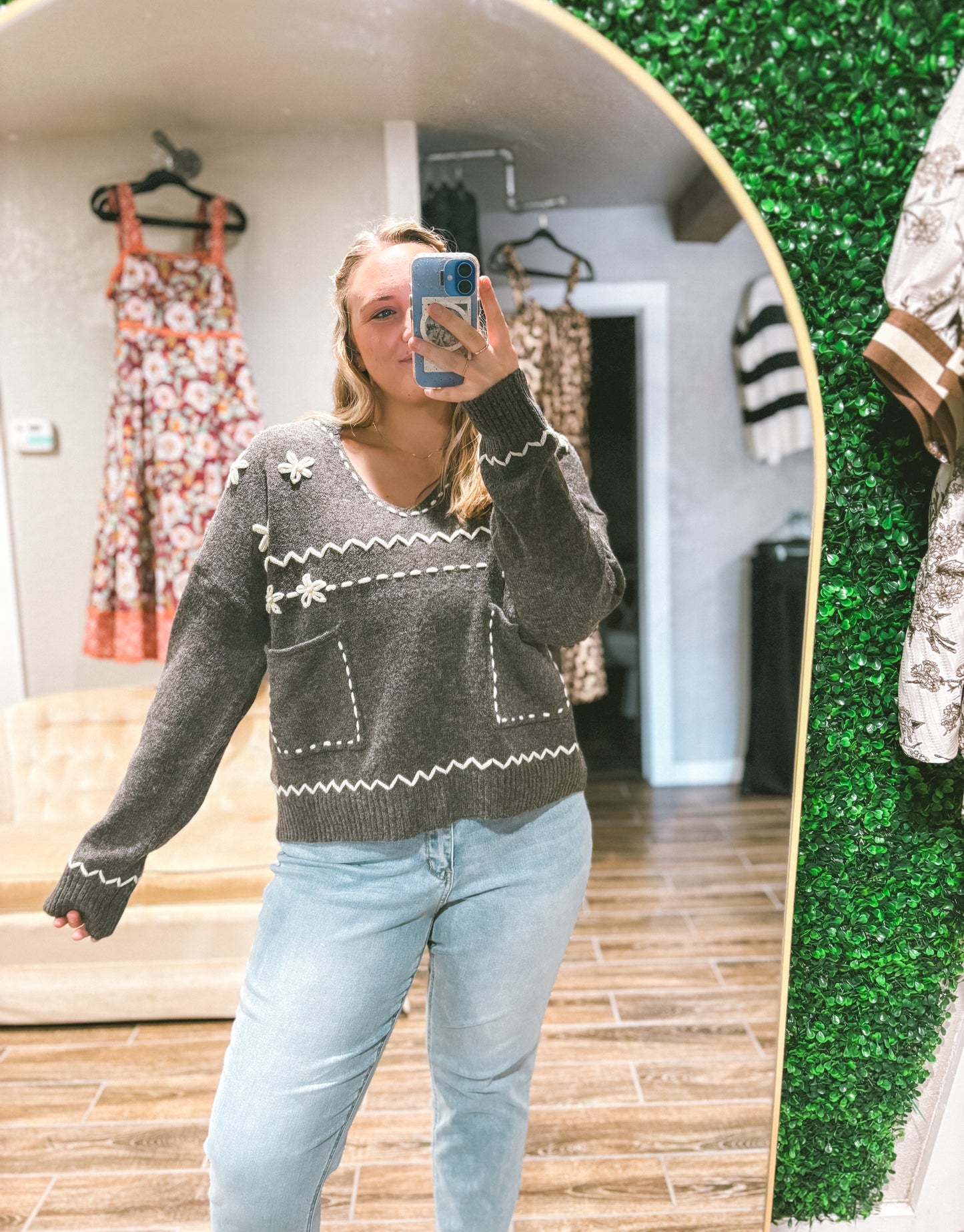 Embroidered Sweater W Pockets - Charcoal