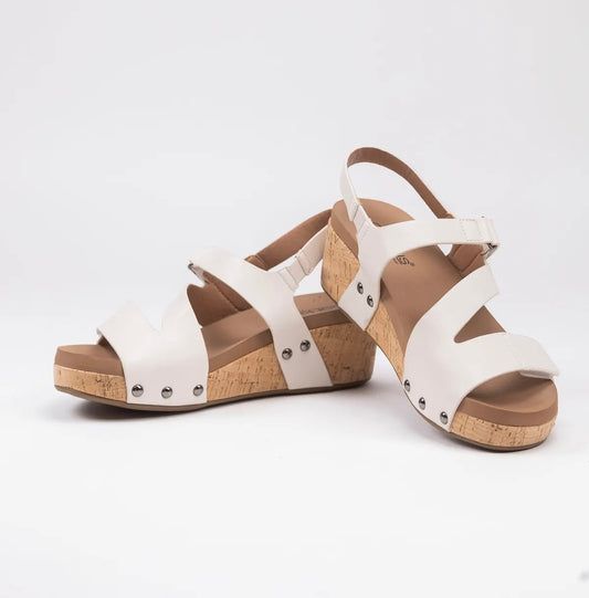 Rain Check Wedges — Ivory