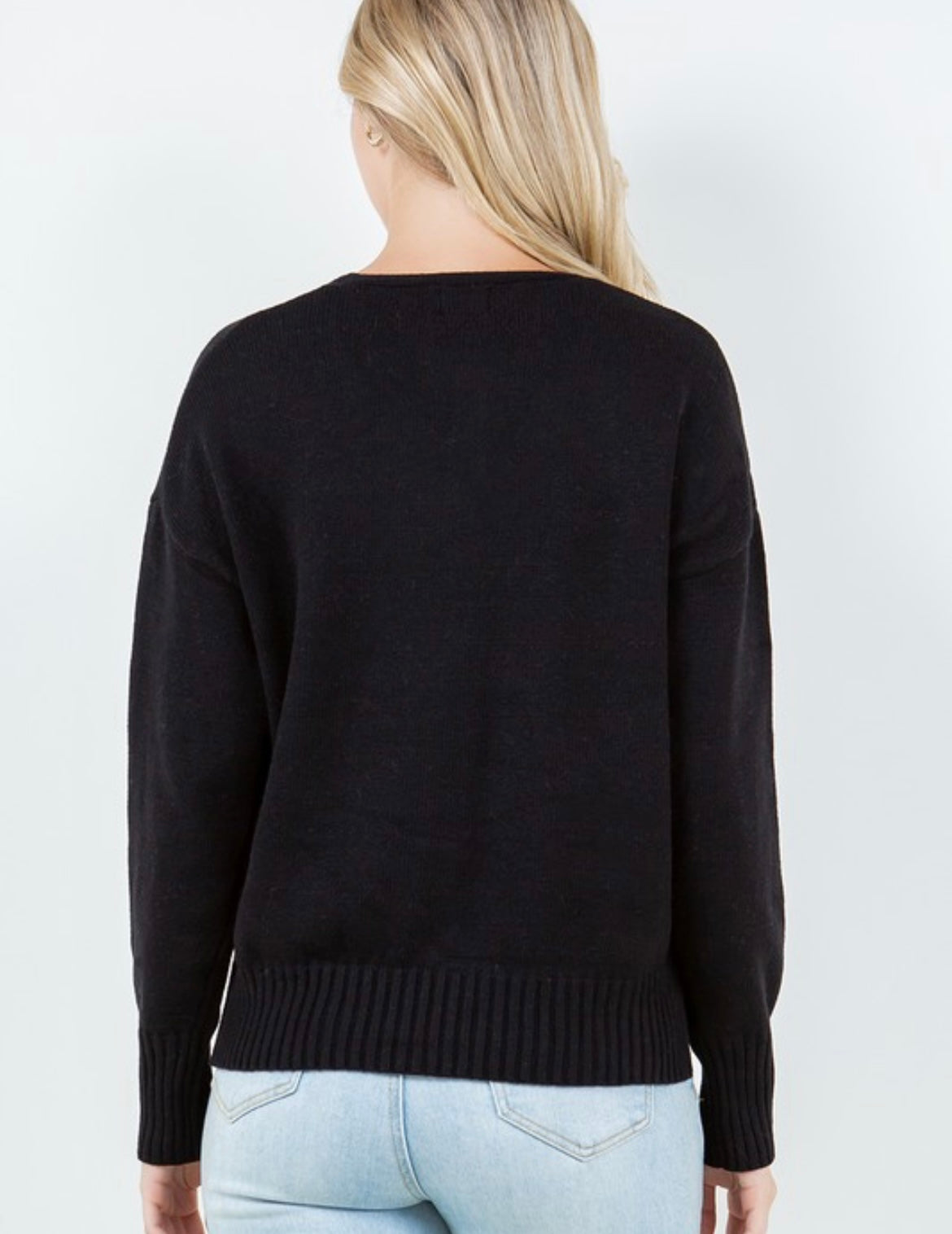 Pullover Sweater — Black